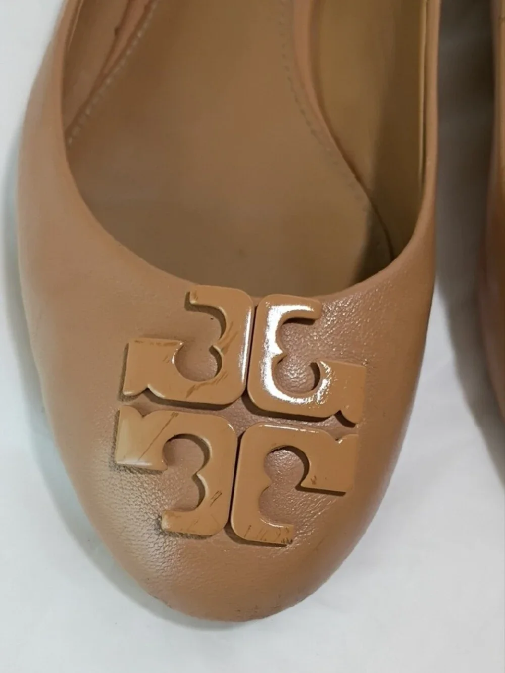 Tory Burch Tan Logo Ballet Flats Size 6